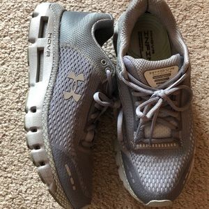 Under Armour Bluetooth HOVR shoes